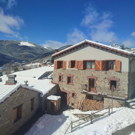 Can Tubau - Casa Rural - Apartaments Campelles Экстерьер фото